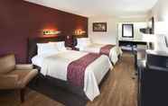 Bedroom 4 Red Roof Inn PLUS+ Philadelphia Airport