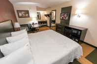 Phòng ngủ Red Roof Inn PLUS+ Washington DC - Manassas