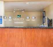 Lobi 5 Quality Inn & Suites Camarillo - Oxnard