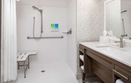 In-room Bathroom 3 Home2 Suites by Hilton Valdosta, GA