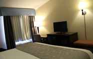 Bedroom 4 Baymont by Wyndham Tri-Cities/Kennewick WA