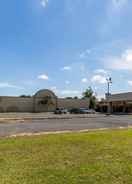 EXTERIOR_BUILDING Econo Lodge