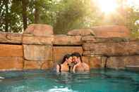 สระว่ายน้ำ Hilton Orlando Lake Buena Vista - Disney Springs® Area