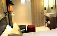 ห้องน้ำภายในห้อง 7 Best Western Hotel Le Montmartre Saint Pierre