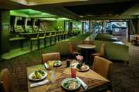 Bar, Kafe, dan Lounge Hilton Stockton