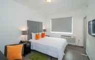 Kamar Tidur 7 Boulevard Hotel