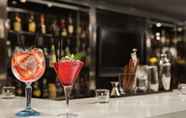 Bar, Kafe, dan Lounge 3 Melia Madrid Princesa