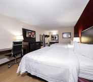 Bedroom 7 Red Roof Inn PLUS+ Huntsville - Madison