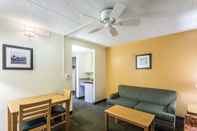 Ruang Umum Quality Suites Milwaukee Airport