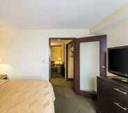 Bilik Tidur 2 Quality Suites Milwaukee Airport