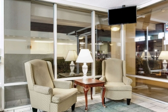 Lobby 4 Days Inn by Wyndham Muscle Shoals Florence