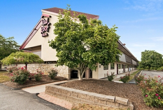 Exterior 4 Red Roof Inn Fairmont