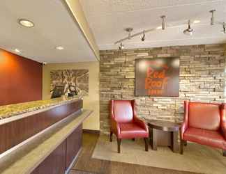 Lobby 2 Red Roof Inn Detroit - Roseville/ St Clair Shores