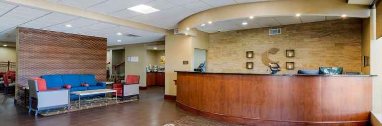 Lobi Comfort Inn & Suites Macon West