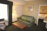 Ruang Umum Comfort Inn Boston Milford