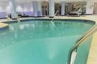 Swimming Pool Hyatt Regency New Brunswick