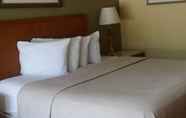 Bilik Tidur 3 Days Inn by Wyndham Cocoa Cruiseport West At I-95/524