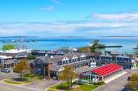 Exterior Days Inn by Wyndham Mackinaw City - Lakeview