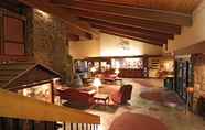 ล็อบบี้ 6 Fireside Inn & Suites West Lebanon