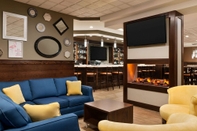 Bar, Cafe and Lounge Travelodge by Wyndham Saskatoon