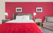 Bilik Tidur 5 Clarion Pointe - Greensboro Coliseum Area