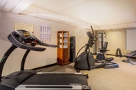 Fitness Center La Quinta Inn & Suites by Wyndham Charlotte Airport North