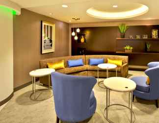 Lobby 2 Crowne Plaza Kitchener-Waterloo, an IHG Hotel