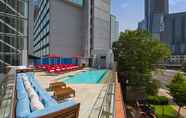 สระว่ายน้ำ 6 Hotel Colee, Atlanta Buckhead, Autograph Collection