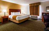 Bedroom 6 SureStay Plus Hotel by Best Western Wytheville