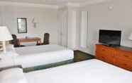 Bedroom 2 Motel 6 Beaumont, TX
