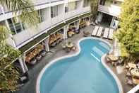 Kolam Renang Avalon Hotel Beverly Hills, a Member of Design Hotels