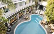 Kolam Renang 7 Avalon Hotel Beverly Hills, a Member of Design Hotels