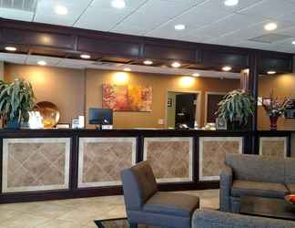 Lobby 2 Super 8 by Wyndham Atoka