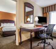 Bedroom 7 Comfort Inn & Suites Somerset - New Brunswick