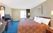 Bedroom 5 Days Inn by Wyndham Rock Hill