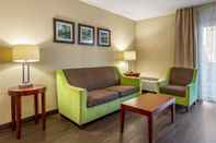 Common Space Comfort Inn At the Park