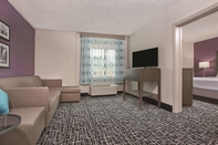 Common Space La Quinta Inn & Suites by Wyndham Chattanooga - East Ridge