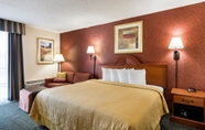 Bedroom 2 Quality Inn Near Joint Base Andrews - Washington Area