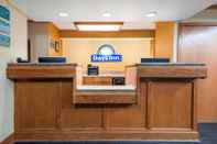 Lobi Days Inn by Wyndham Pittsburgh-Harmarville