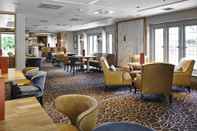 Bar, Kafe dan Lounge Hanbury Manor Marriott Hotel & Country Club