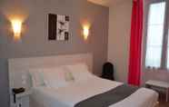 Bedroom 6 Brit Hotel du Dauphin