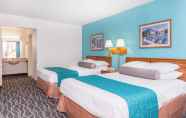 Bedroom 3 Howard Johnson by Wyndham Commerce GA