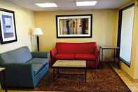 Ruang Umum Motel 6 Oak Creek, WI