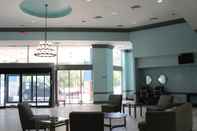 Lobby Clarion Inn & Suites