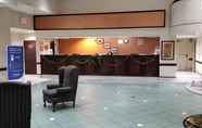 Lobby 7 Clarion Inn & Suites
