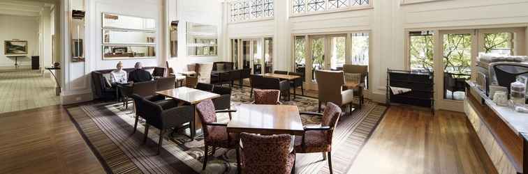 Lobi Hyatt Hotel Canberra - a Park Hyatt