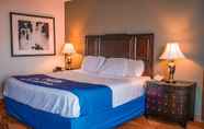 Bilik Tidur 3 American Inn and Suites Dundee