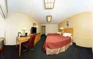 Kamar Tidur 7 Americas Best Value Inn & Suites St. Cloud