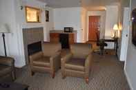 Common Space Best Western Colonial Inn