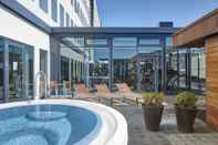 Swimming Pool Hilton Reykjavik Nordica